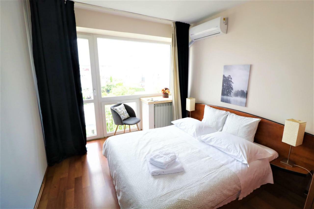 Eva Twin Apartments بوخارست المظهر الخارجي الصورة